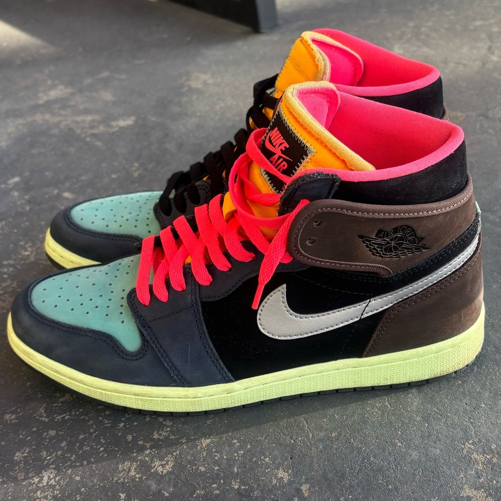 Nike Air Jordan 1 Retro High 'Tokyo Bio Hack' 1